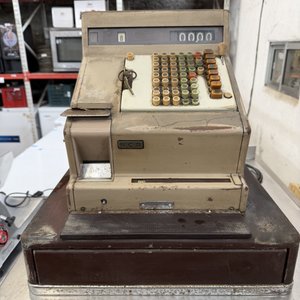 Caja Registradora Vintage NCR - Coleccionismo y Decoración - imagen 1