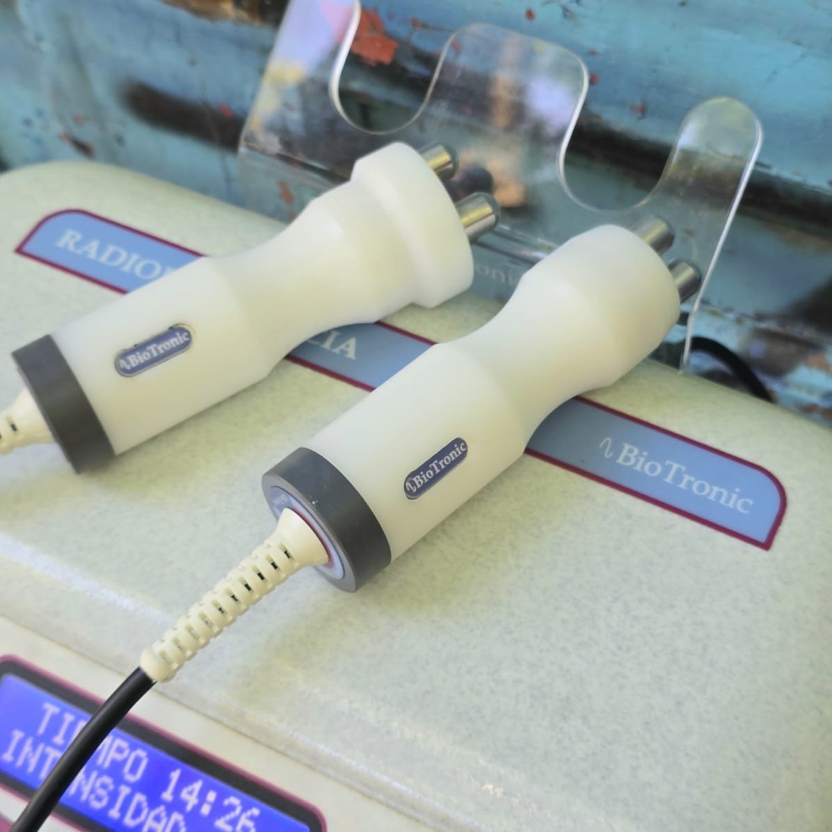 Item lote-15-equipo-radio-terapia - Image 2