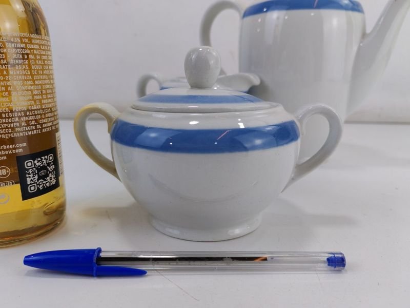 Porcelana Finlandesa - Jarra, Lecherita y Azucarera - imagen 3