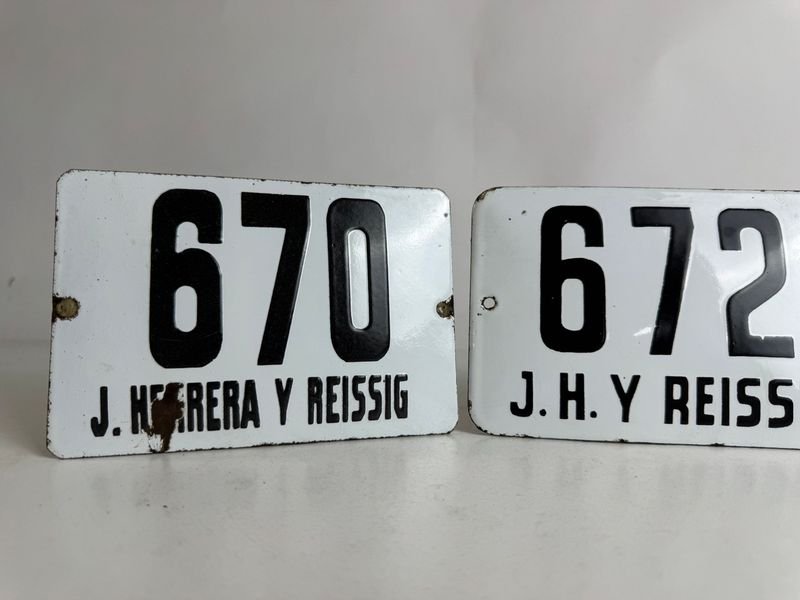 3 Chapas Esmaltadas con Dirección de Garajes - imagen 2