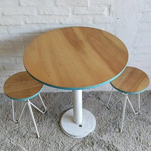 Mesa Redonda con Dos Taburetes Estilo Industrial - imagen 4