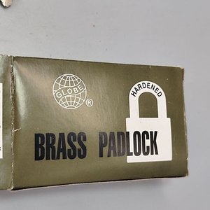 Candado Globe de Bronce 60mm con Llaves y Packaging Original - imagen 5