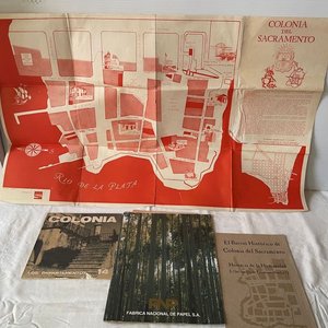 Lote anterior: Colección de Mapas, Libros y Revistas sobre Colonia del Sacramento