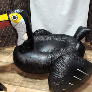 Inflable Grande de Piscina o Playa Modelo Tucán Negro - imagen 4