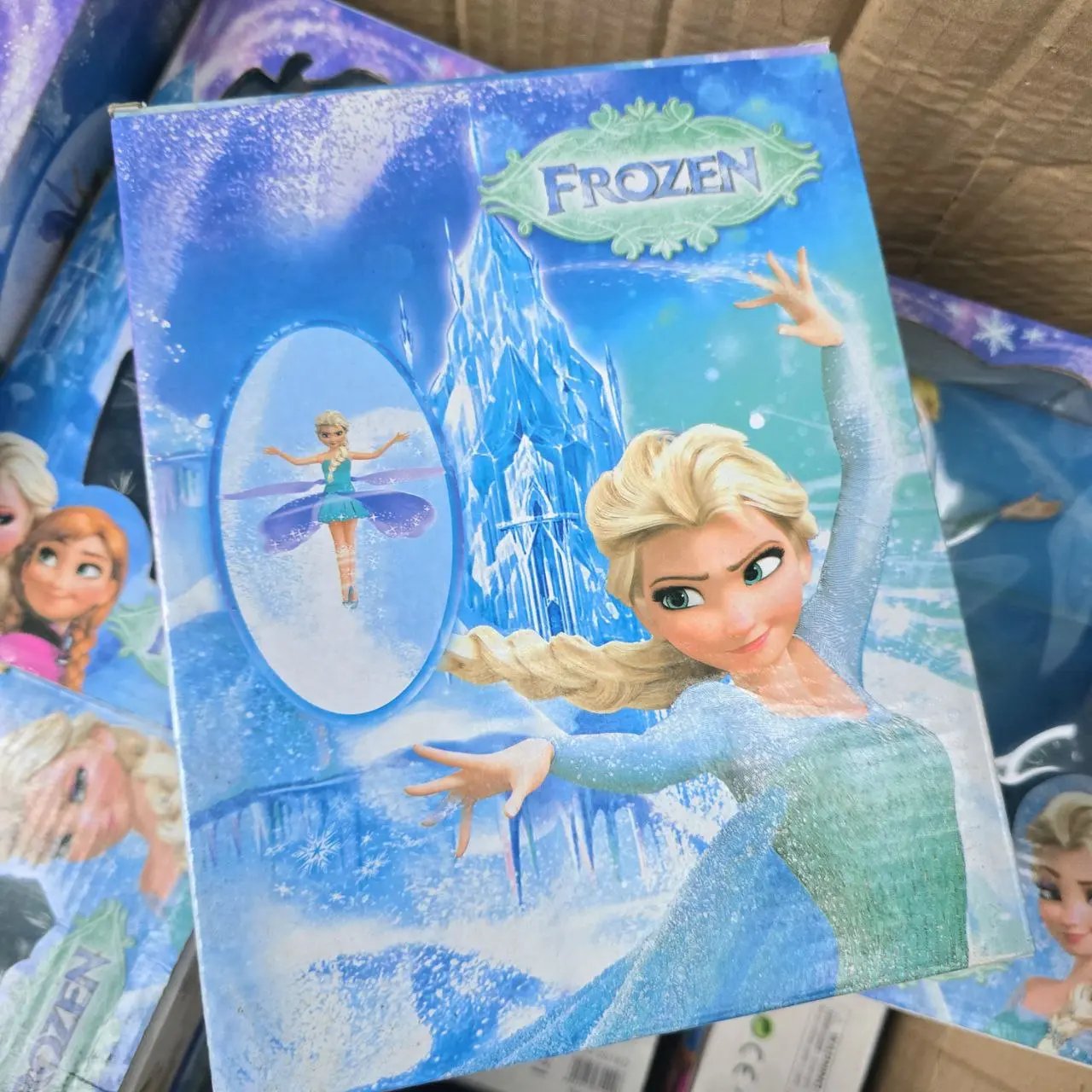 Juguetes Frozen con muñecas y cajas - imagen 3