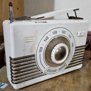 Lote anterior: Radio Antigua de Colección "Akkord-Radio" - Década de 1950