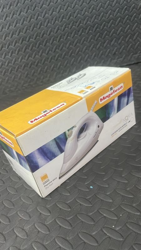 Plancha de vapor Magefesa Nova con caja y manual - imagen 2