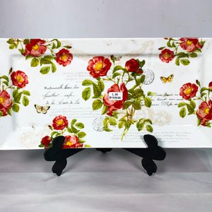 Lote siguiente: Bandeja de Porcelana Blanca con Diseño Floral "Botanical Collection"
