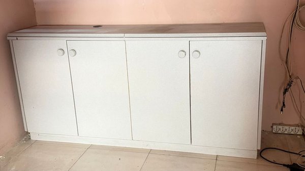 Aparador Horizontal Blanco con Puertas