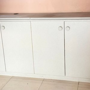 Lote anterior: Aparador Horizontal Blanco con Puertas