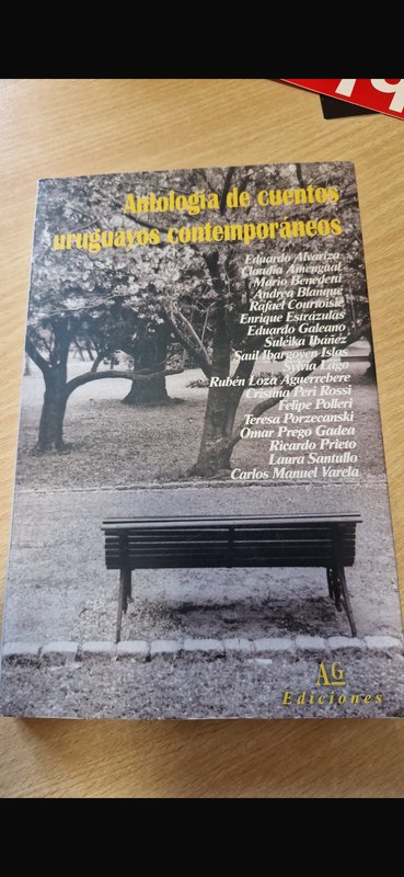 Lote siguiente: Libro de Antología de Cuentos Uruguayos Contemporáneos
