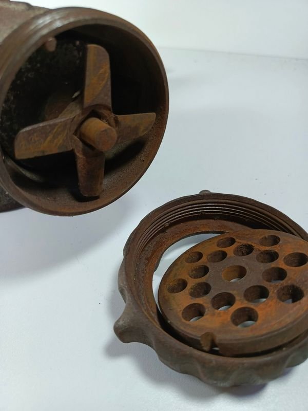 Item 895658 - Image 1