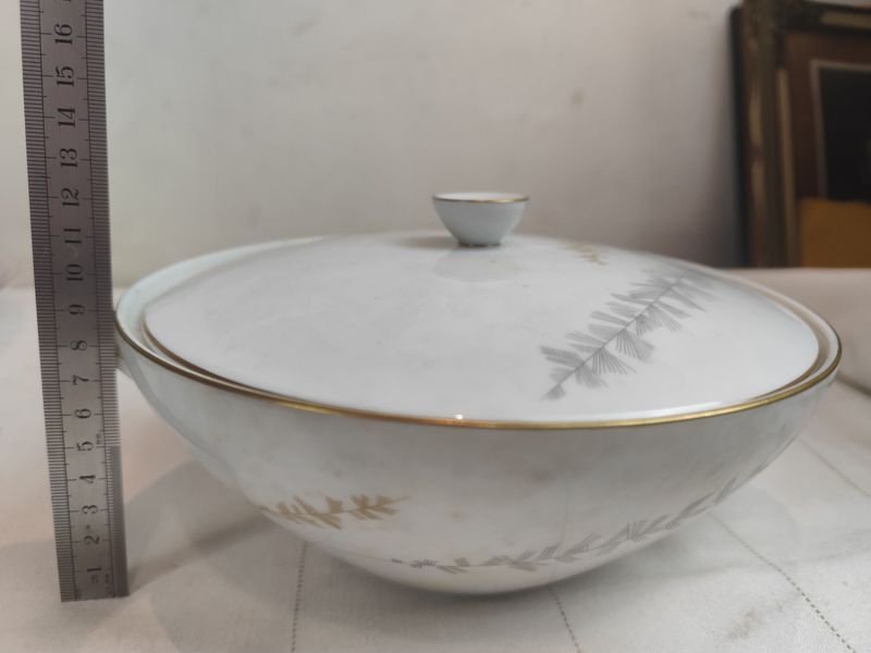 Porcelana HUTSCHENREUTHER de 20cm - Accesorios para el hogar - imagen 2