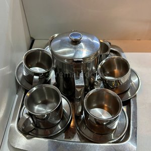 Lote anterior: Juego de Cafetera con Tazas y Platos de Acero Inoxidable