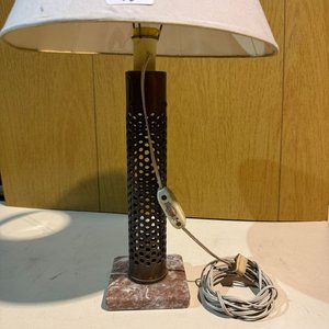 Lámpara de mesa de bronce y granito - imagen 4