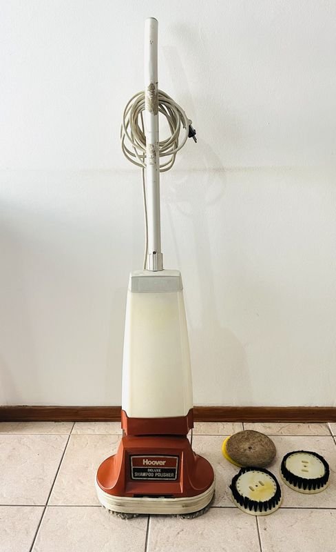 Enceradora Hoover marca enciende herramienta limpieza - imagen 2