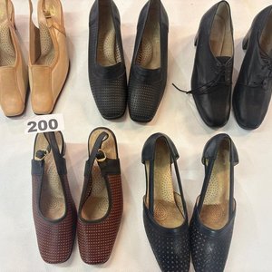 Lote anterior: Lote de 5 Pares de Calzado de Cuero Artesanal para Dama