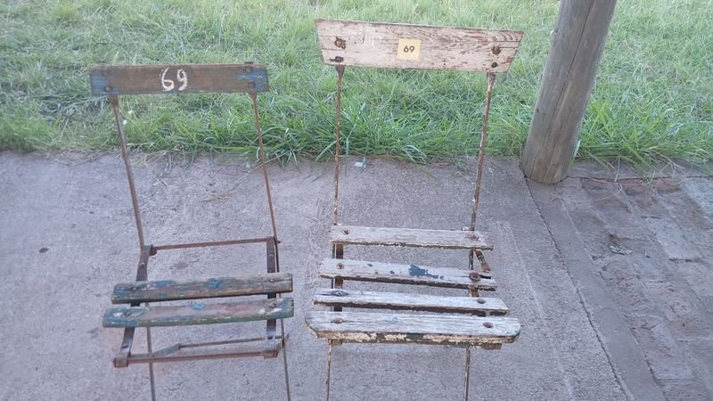 Sillas plegables de madera para restaurar - imagen 4