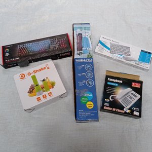 Cinco piezas: teclado gamer + kit de taclado y mouse + teléfono + perchero + juguera - imagen 2