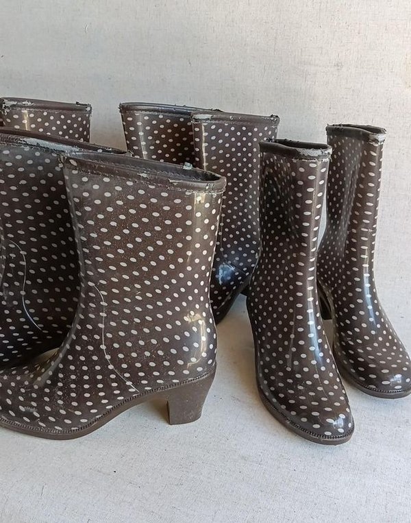 Lote de 5 Pares de Botas de Lluvia para Dama con Diseño de Lunares - imagen 1