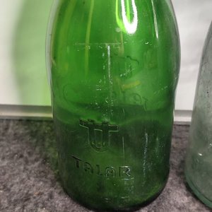 Dos Botellas Antiguas de Leche: Conaprole y Talar - imagen 3