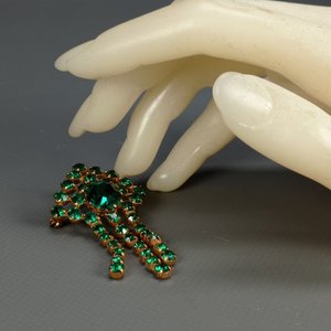 Prendedor Vintage Dorado con Piedras Verdes Esmeralda Fantasía - imagen 3