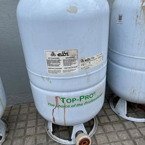 3 Tanques Hidroneumáticos Elbi Top-Pro con Acoples - imagen 5