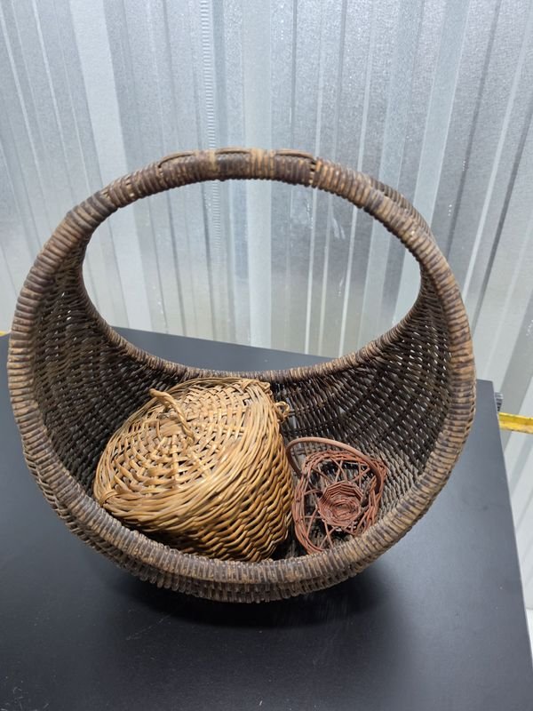 Conjunto de Cestas de Mimbre Artesanales Variadas