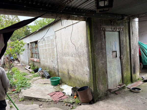 Lote de Artículos Varios en Exterior