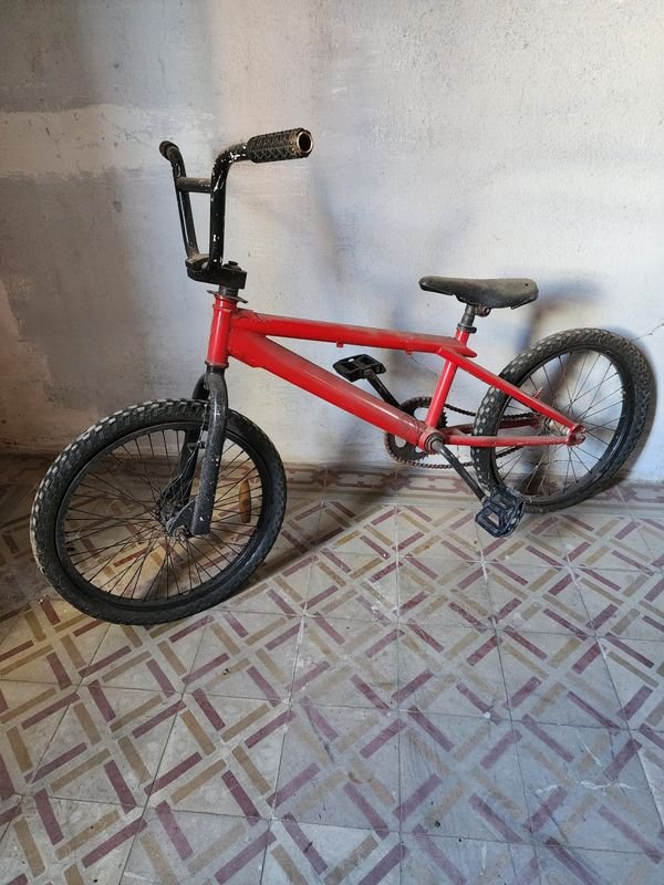Bicicleta BMX Roja Usada - imagen 1