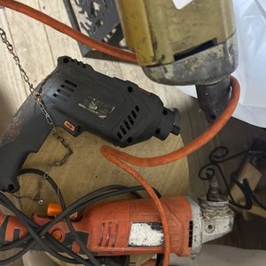Lote anterior: Lote de Herramientas Eléctricas: Taladro y Amoladora