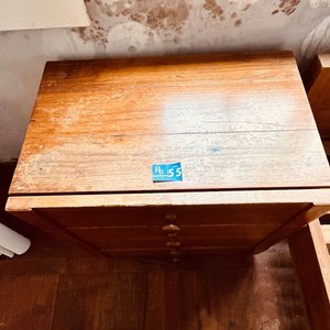 Mesa de Luz de Madera con 4 Cajones - imagen 2