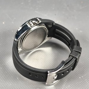 Reloj LIGE Negro con Bisel Rojo, Malla de Goma, Nuevo - imagen 5