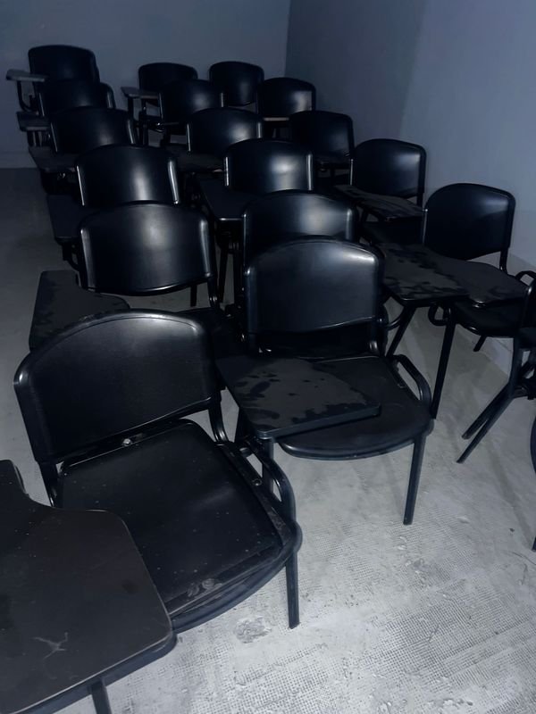 Sillas Pupitre de Plástico Negro - imagen 3