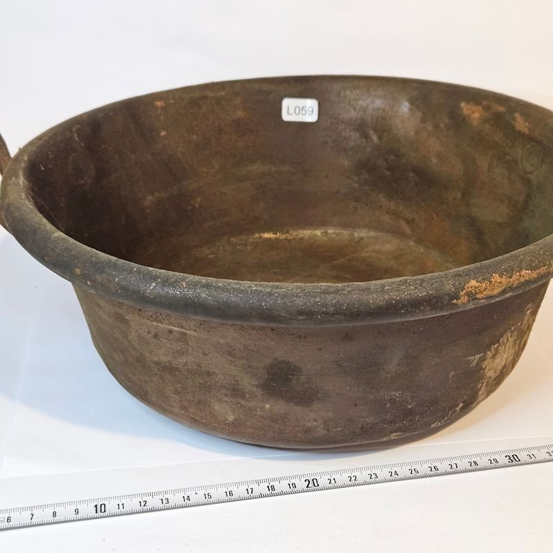Olla de cobre antigua con asas de hierro - imagen 5