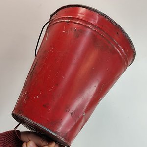 Balde Antiguo de Chapa Rojo para Incendios - Decoración - imagen 5