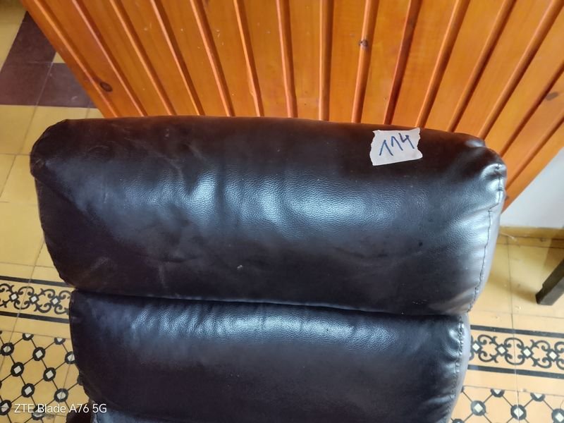 Item 889905 - Image 2