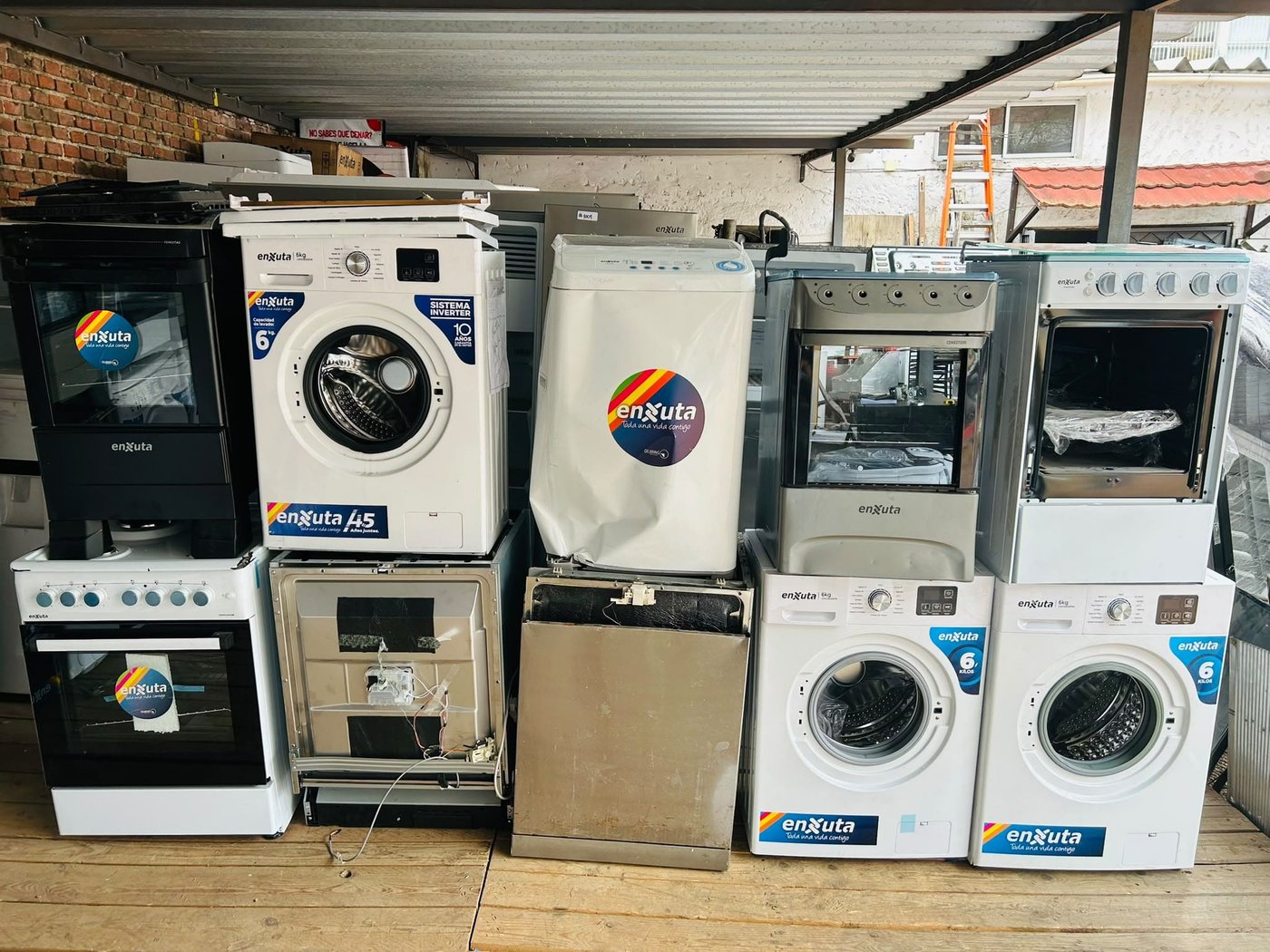 Lote de 4 Cocinas, 1 Lavavajillas y 5 Lavarropas con Averías
