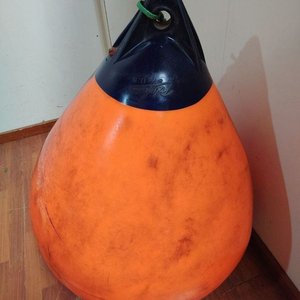 Lote anterior: Boyarín Náutico Polyform U.S. A-6 Naranja y Azul Oscuro (100x70 cm)