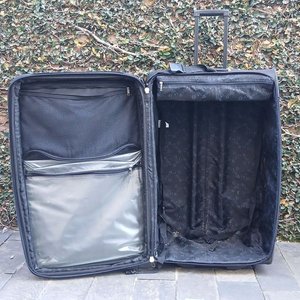 Valija Samsonite Negra Grande con Ruedas - imagen 4