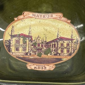 Cenicero Cerámica Forma Botella Mateus Vinho Rosé Made in Portugal - imagen 2