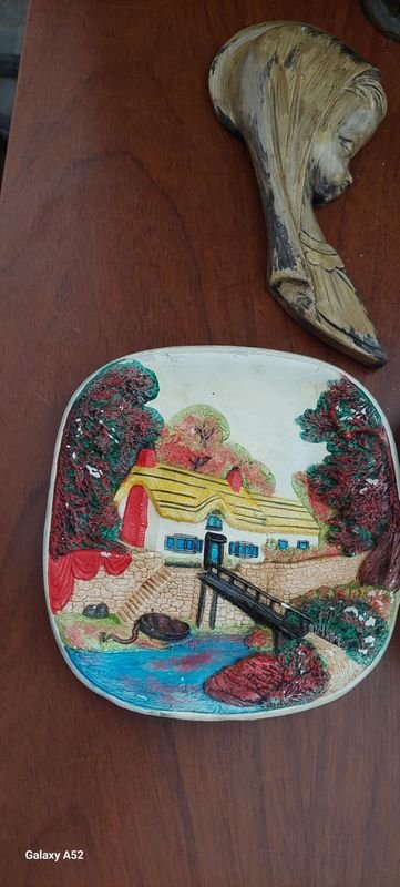 Colección de artículos decorativos y útiles - imagen 12