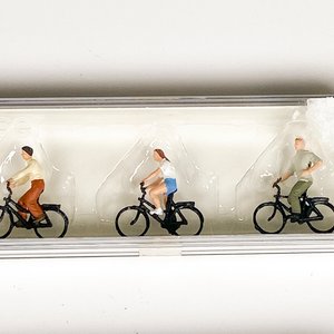 Dos Sets de Maquetas: Vacas y Ciclistas en Bicicleta - imagen 4