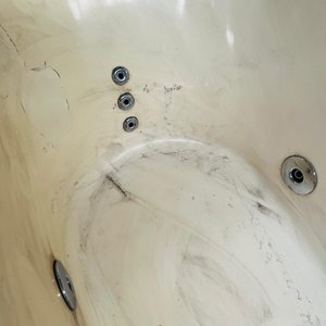 Jacuzzi de Fibra con Motor y Grifería - imagen 2