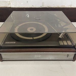 Toca Discos Philips Hi-Fi Internacional Vintage - imagen 1