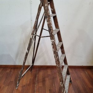 Escalera de Madera Plegable con Refuerzo Posterior - Altura 157cm - imagen 2