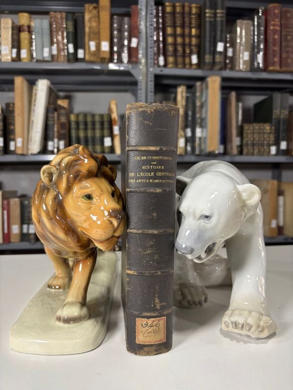 Lote anterior: Libro Histórico de Arte Francés