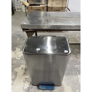 Cesto de Basura de Acero Inoxidable con Pedal - imagen 2