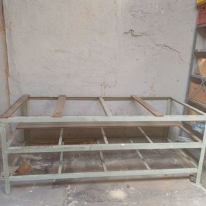 Mesa de Trabajo Estructura Hierro Ángulo 2.35m x 1m Profundidad - imagen 1