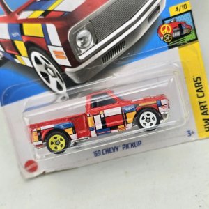 Hot Wheels '69 Chevy Pickup Art Cars 4/10 - imagen 2